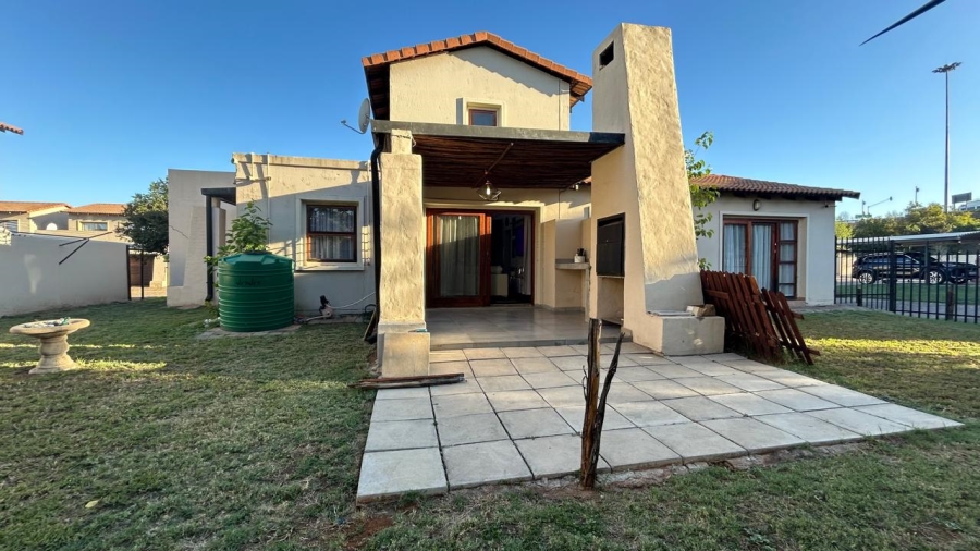 3 Bedroom Property for Sale in Waterval East North West